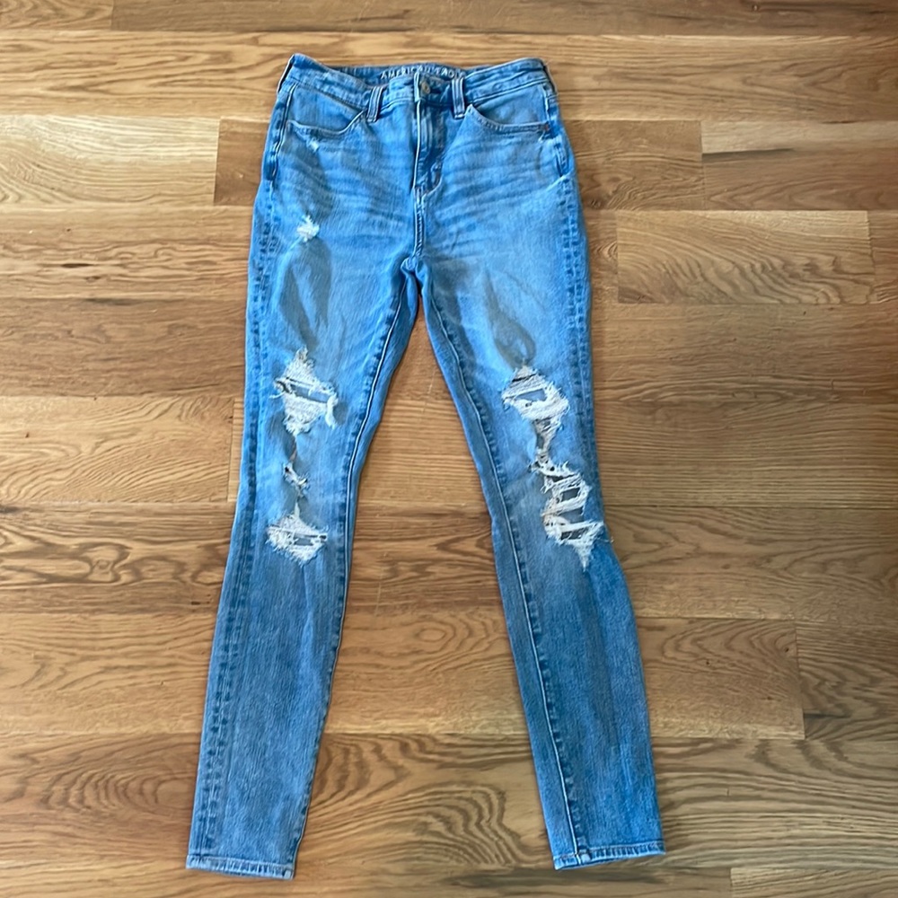 American eagle the dream Jean. Super high rise jegging size 4 regular